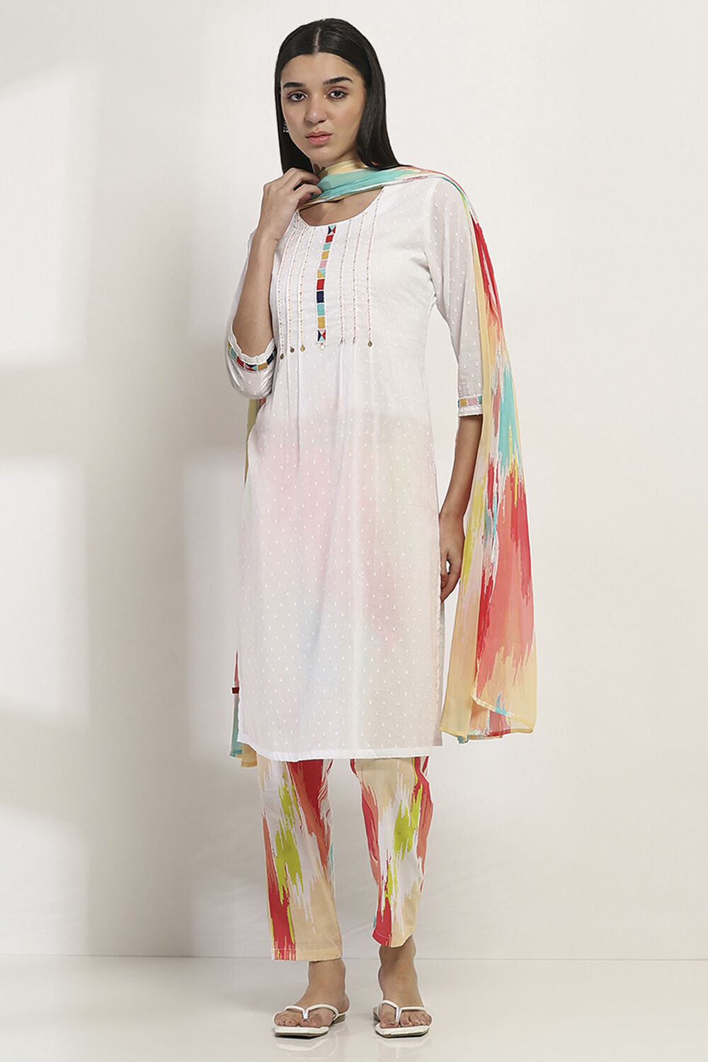 White Cotton Straight Suit Set image number 6