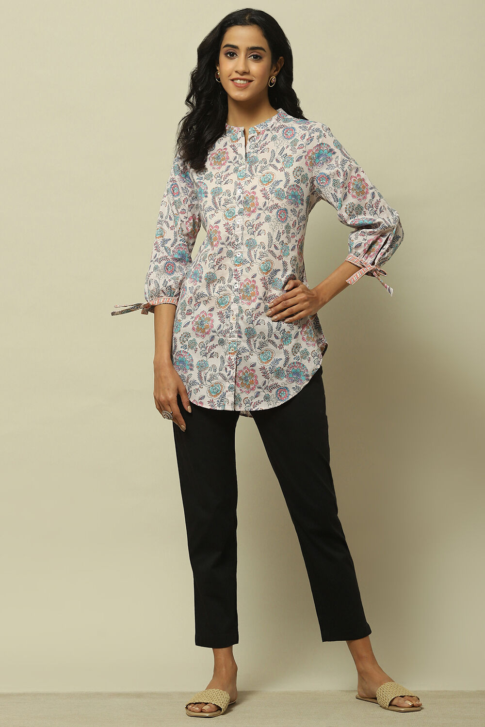 Light Pink Cambric Floral Printed Straight Kurti image number 0