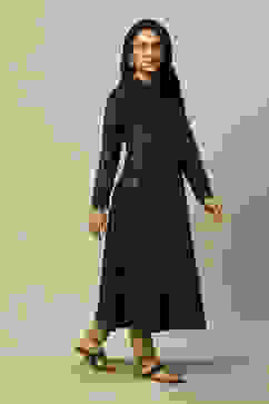 Black Cotton Blend Straight Printed Dress image number 4