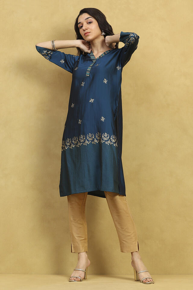 Rangriti Blue Polyester Blend Printed Straight Kurta in Blue