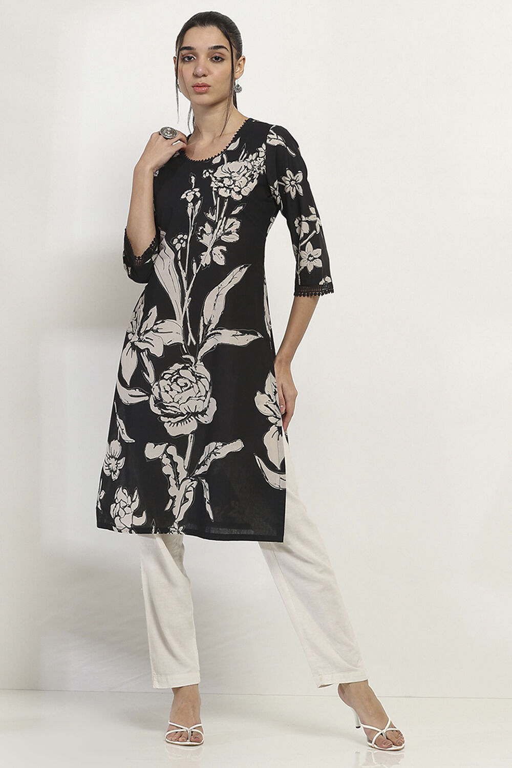Black Cotton Printed Straight Kurta image number 5