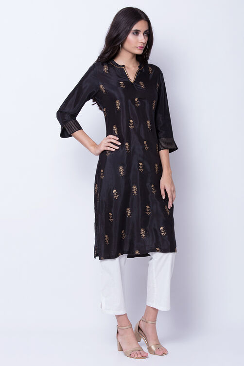 Maroon Shantoon Straight Kurta image number 2