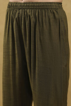 Green Viscose Blend Printed Straight Kurta Pants Set image number 2