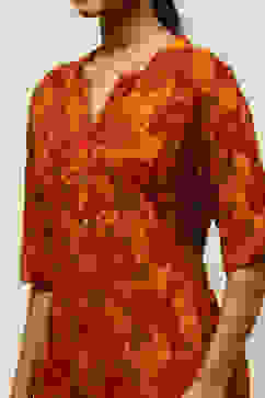 Yellow Rayon Printed Straight Kurta image number 1