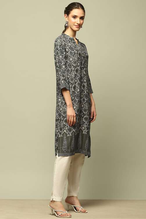 Black Rayon Printed Straight Kurta image number 4