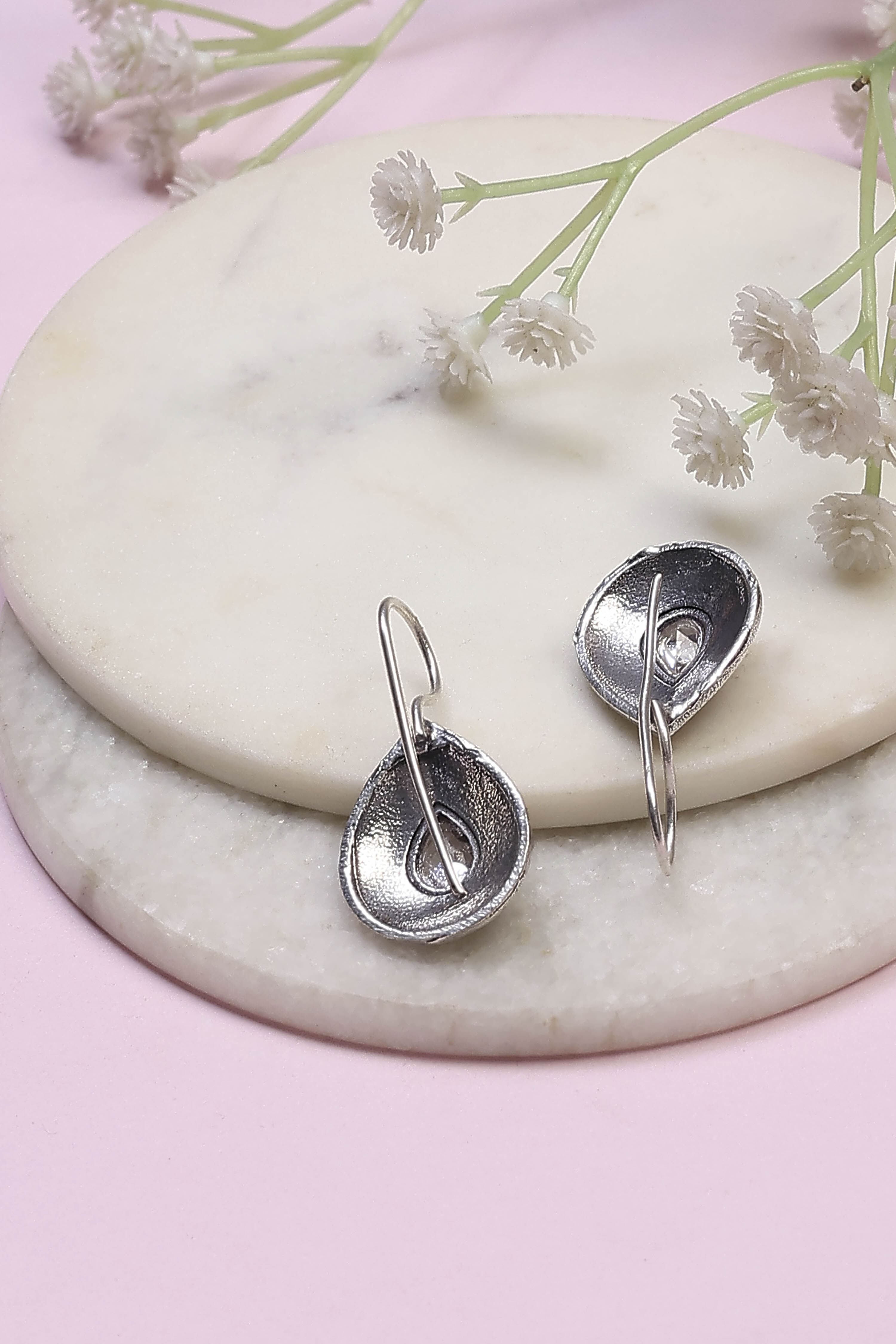 White Brass Drop & Danglers image number 2