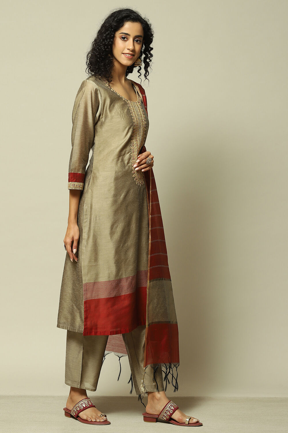 Ecru Viscose Straight Printed Kurta Palazzo Suit Set image number 6