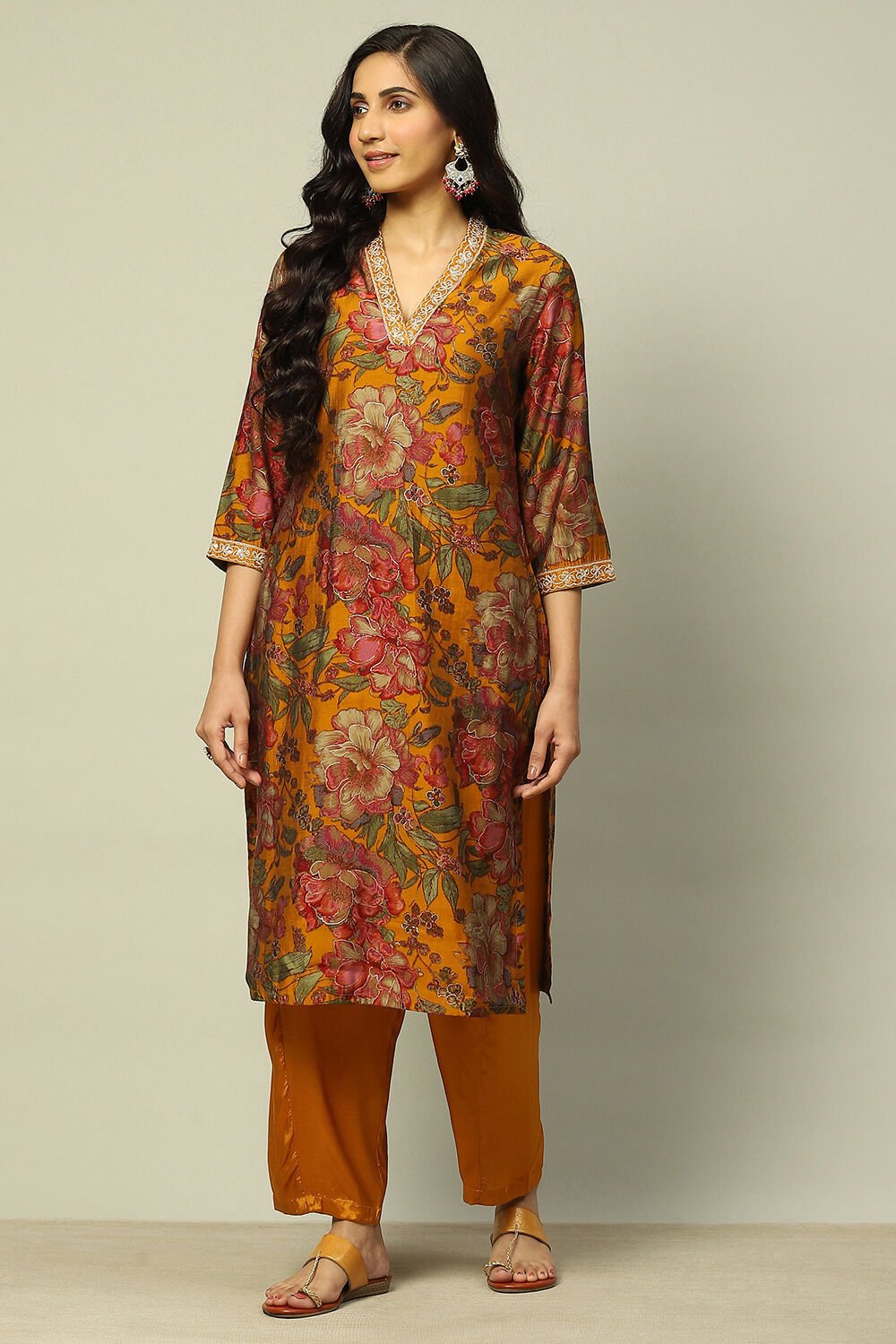 Mustard Viscose Blend Floral Printed Straight Suit Set image number 7