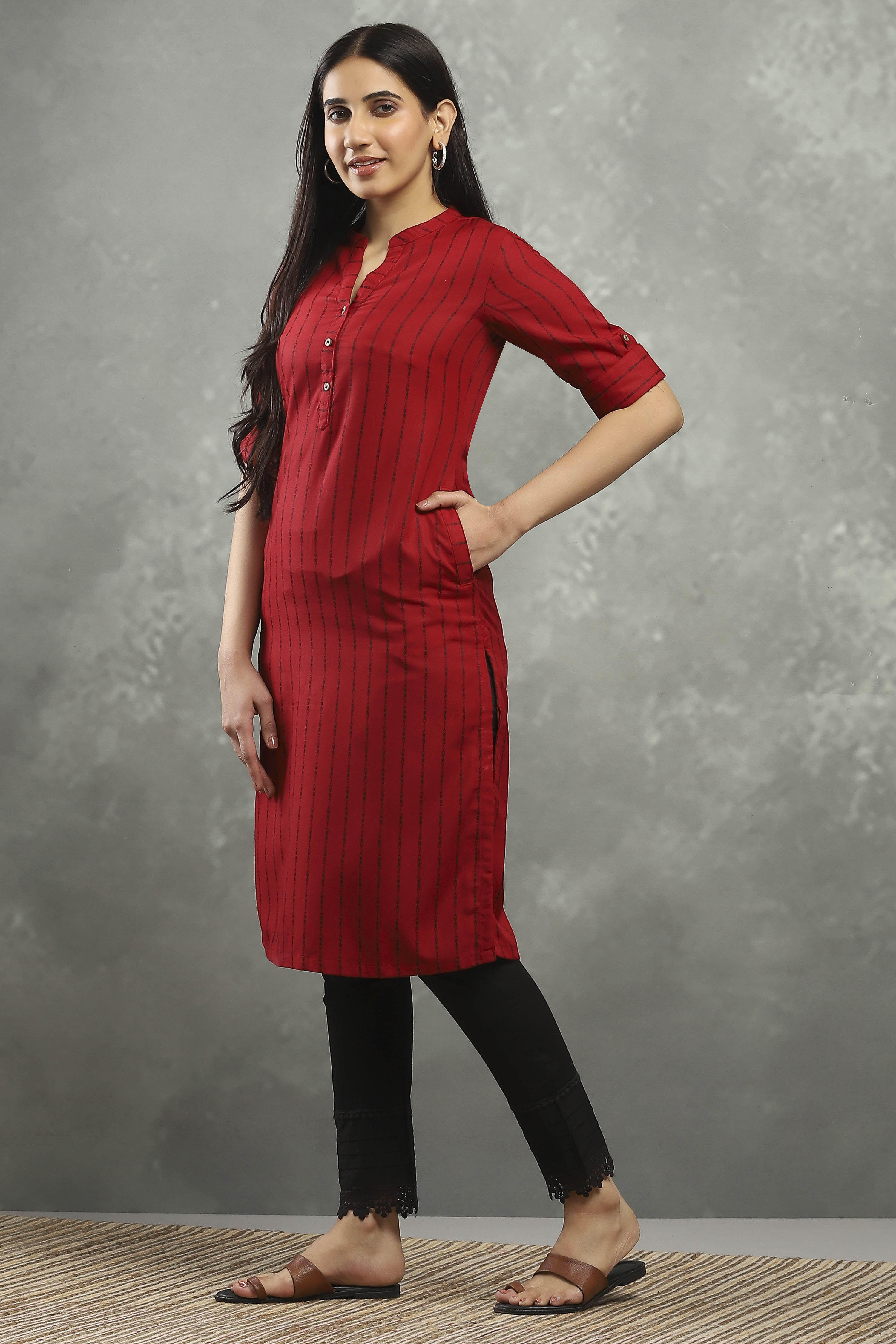 Maroon Viscose Straight Kurta Pants Set image number 3