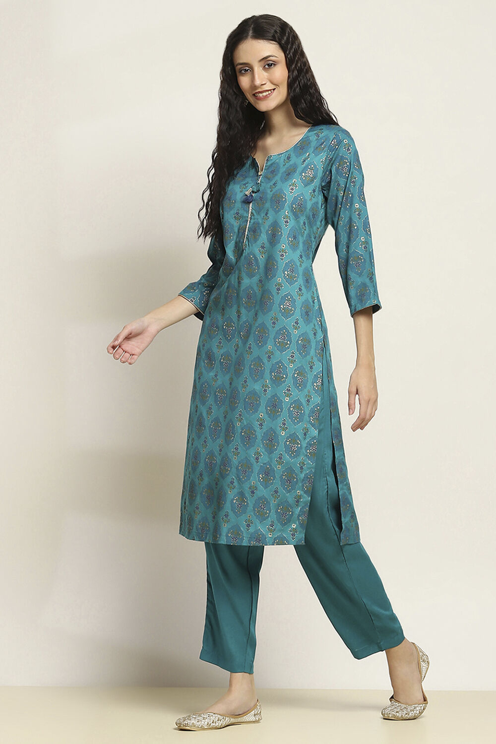 Pink Viscose Rayon Printed Straight Kurta Pants Set image number 3