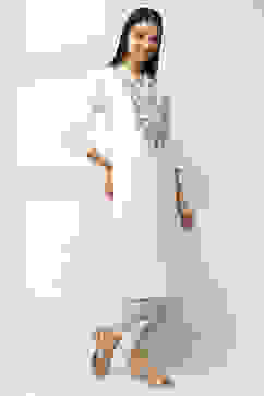 Off-White Cotton Blend Straight Kurta image number 4