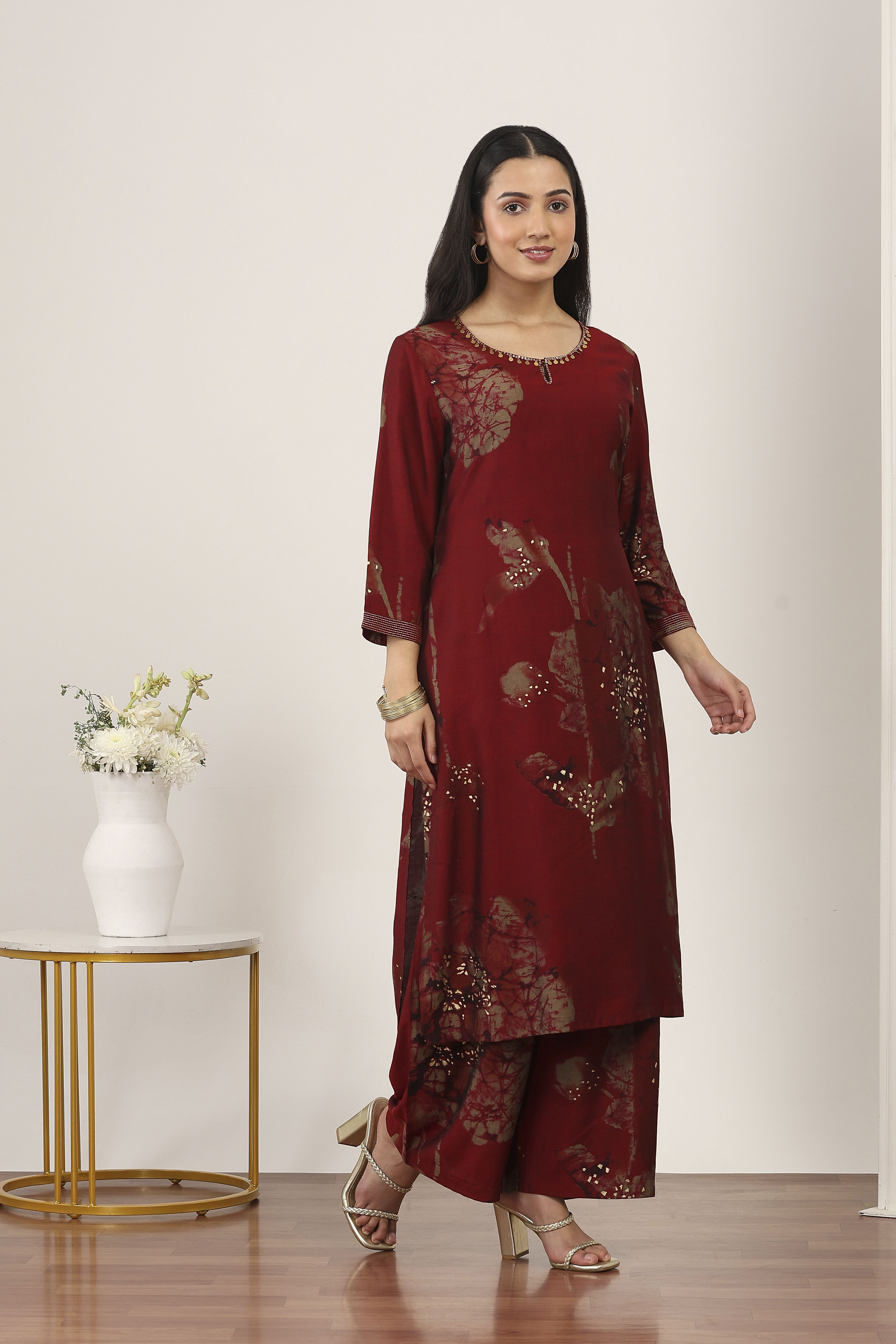 Maroon Viscose Polyester Viscose Rayon Kurta Pants Set image number 5