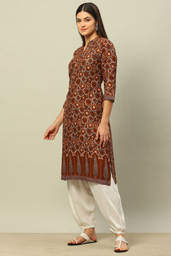Brown Rayon Printed Straight Kurta image number 2