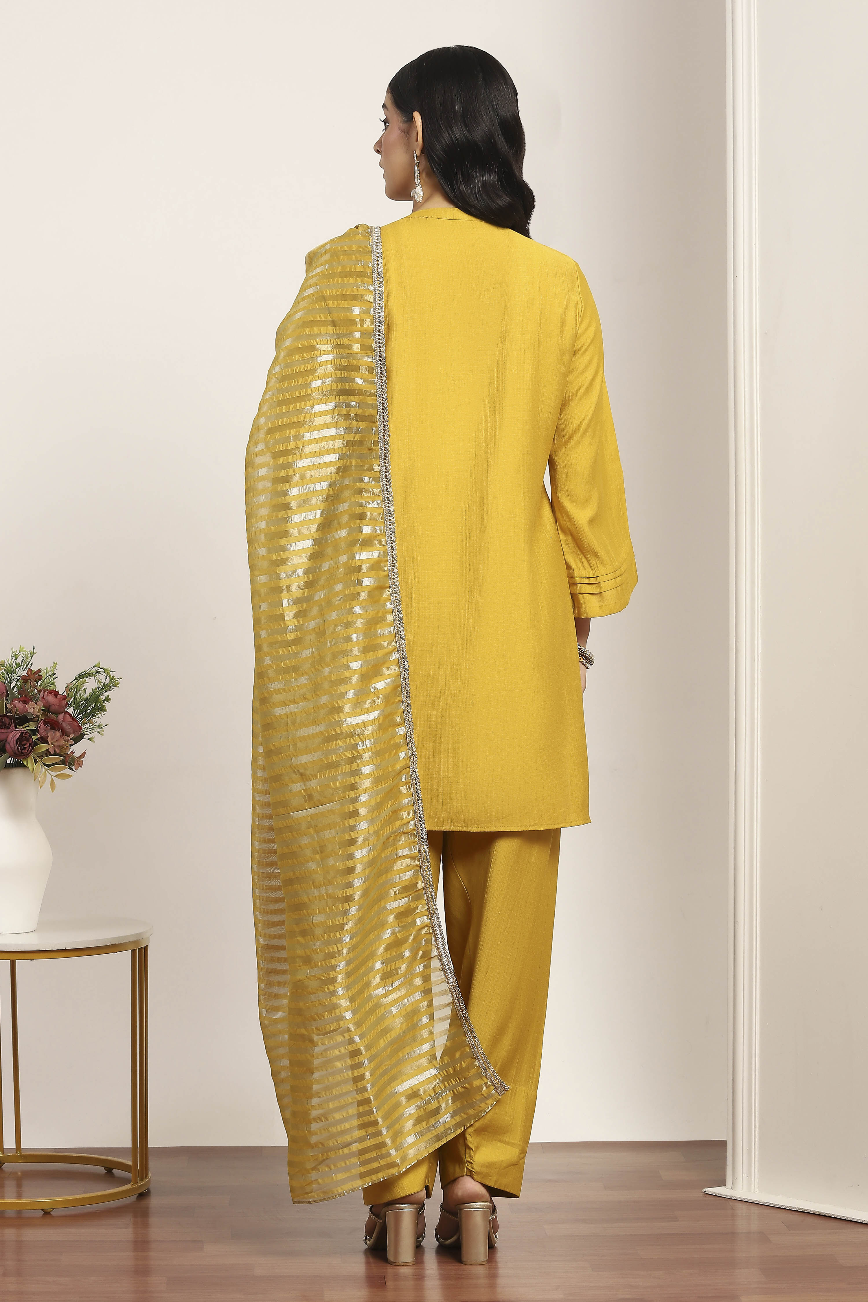 Yellow Viscose Polyester Straight Suit Sets image number 4