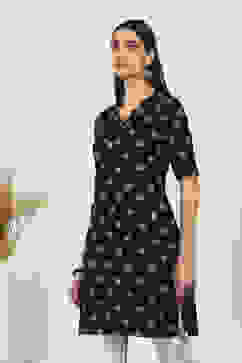 Black Rayon Straight Kurtas image number 2