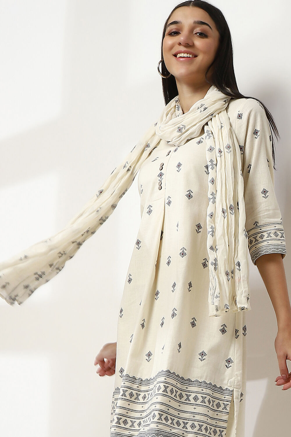 Off White Cotton Dupatta image number 0