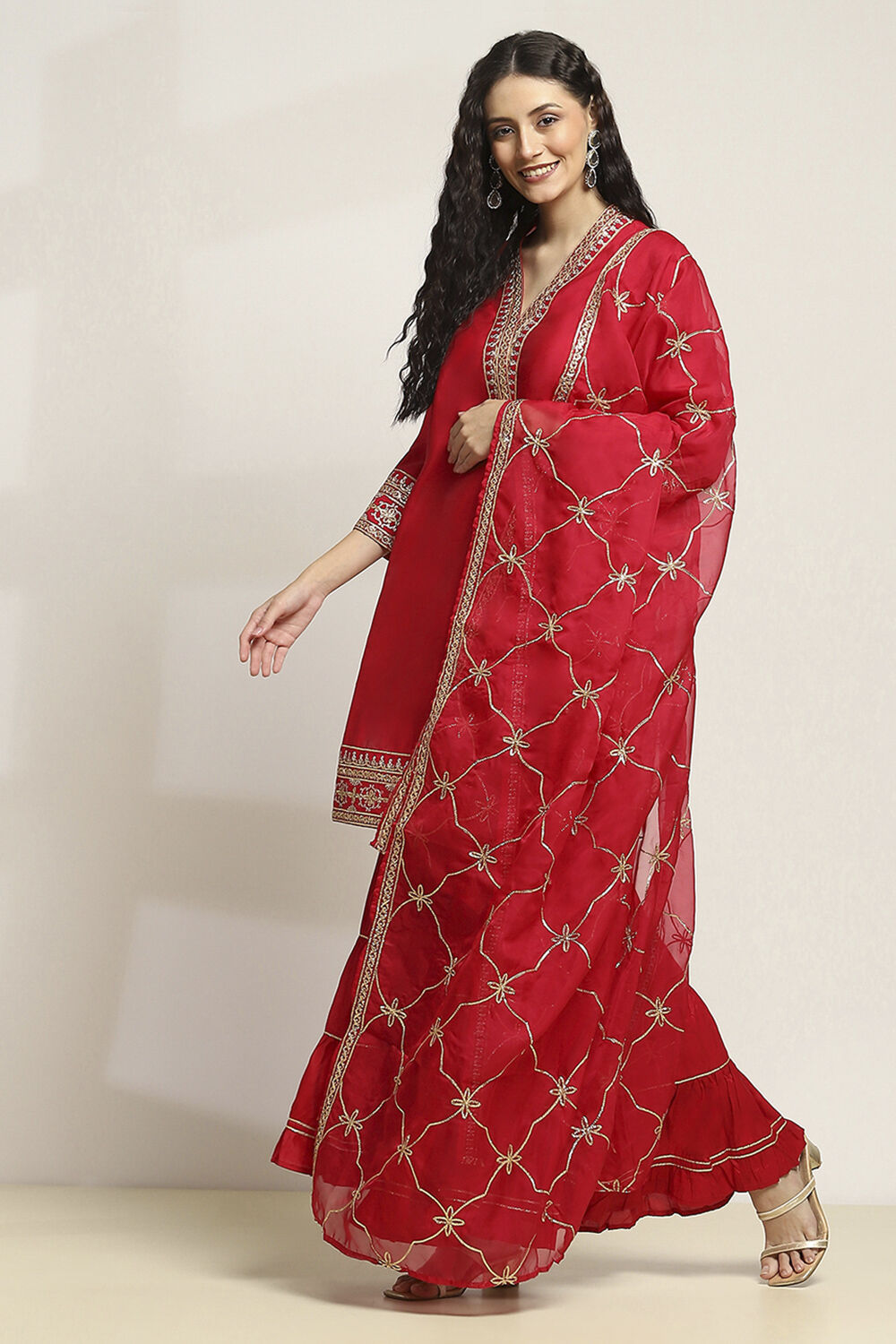 Red Solid Straight Suit Set image number 3