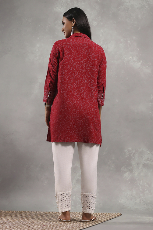 Red Cotton Printed Straight Top image number 3