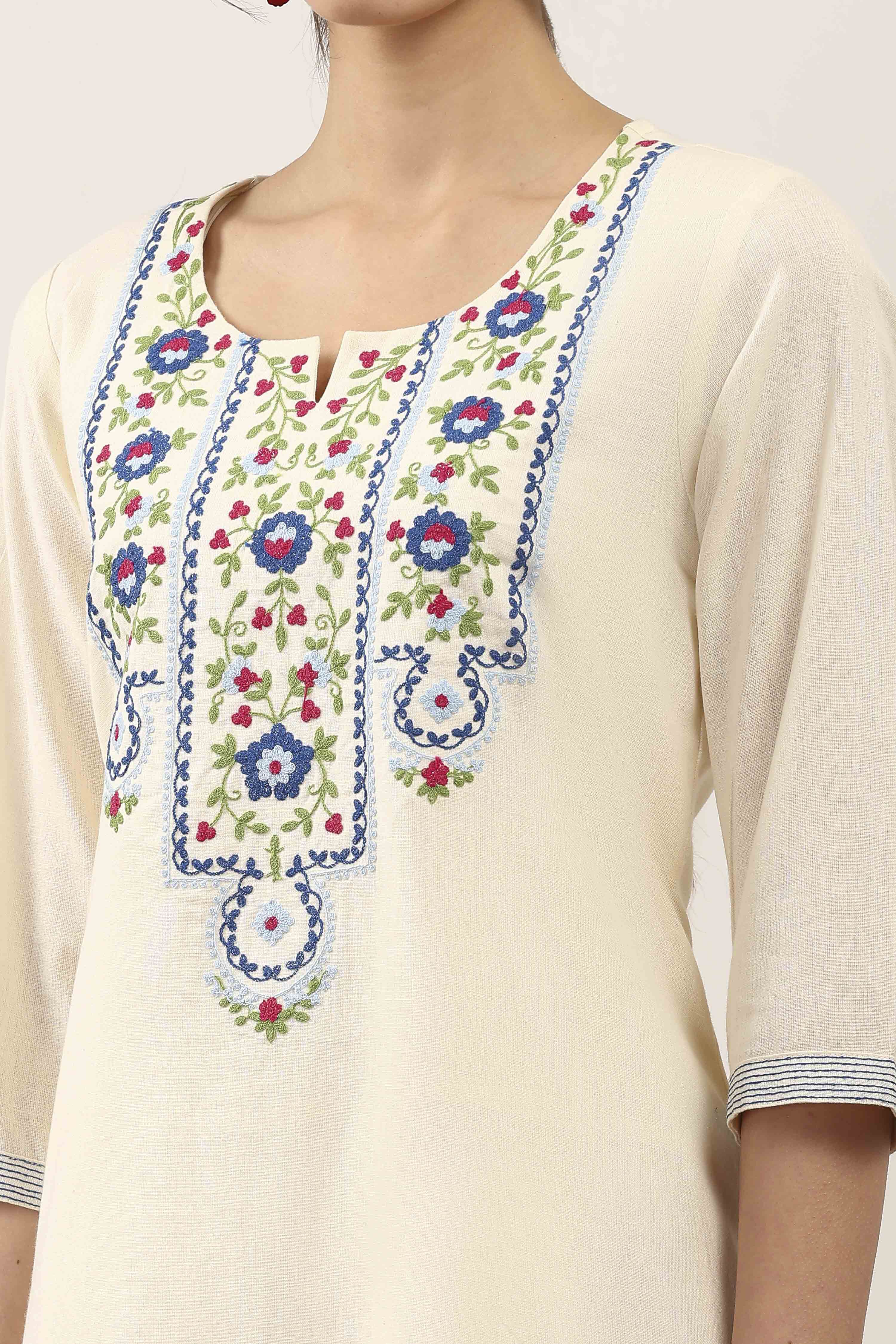 Navy Blue Cotton Blend Straight Kurtas image number 1