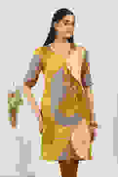 Yellow Rayon Straight Kurtas image number 0