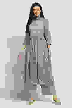 Grey Cotton Gathered Suit Set With Dupatta image number 6