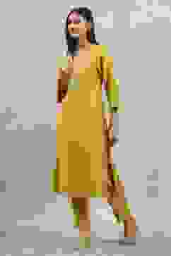 Acid Lime Viscose Blend Solid Straight Kurta Pants Set image number 3