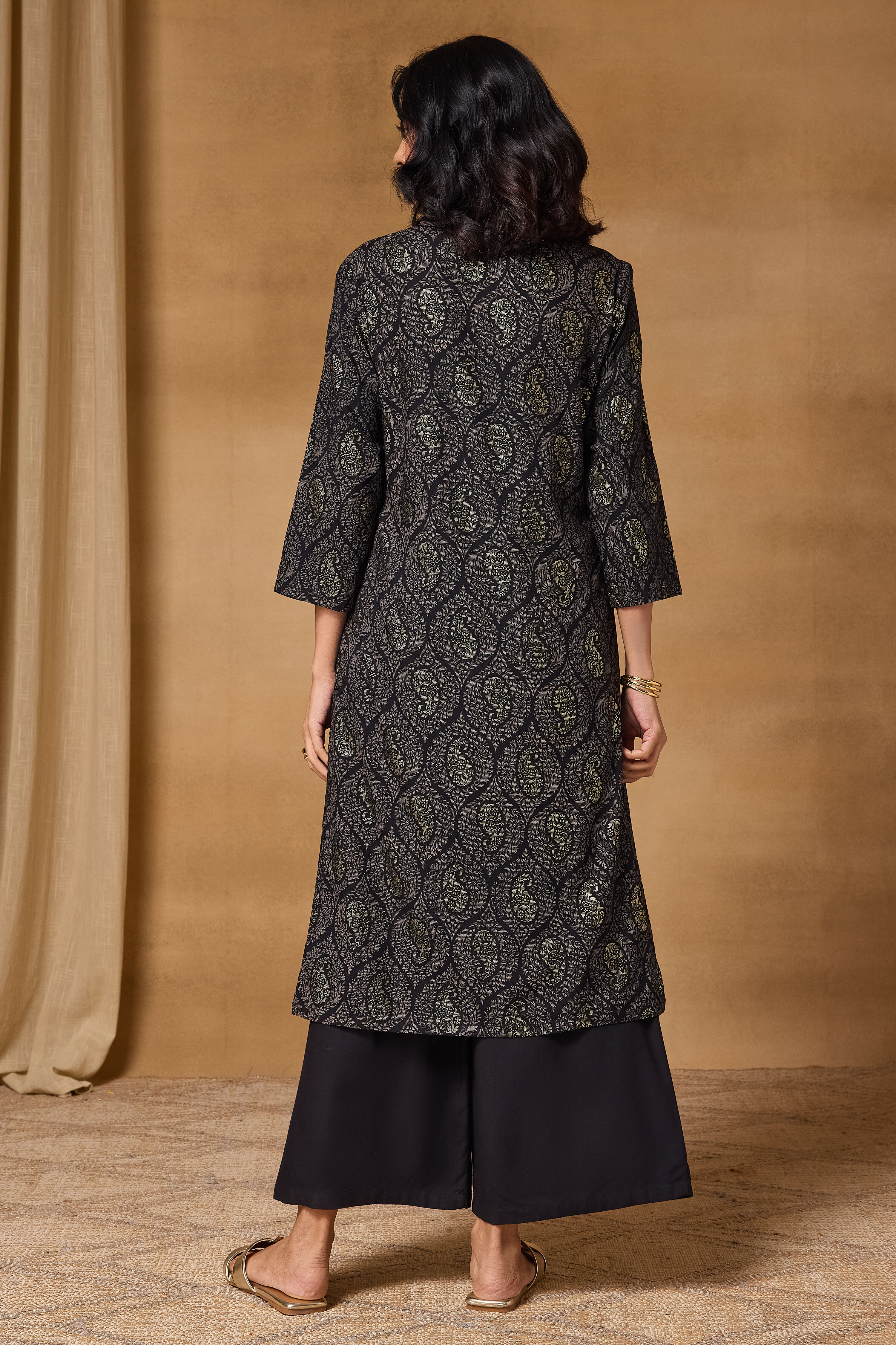 Red Printed Viscose Rayon Straight Kurta image number 3