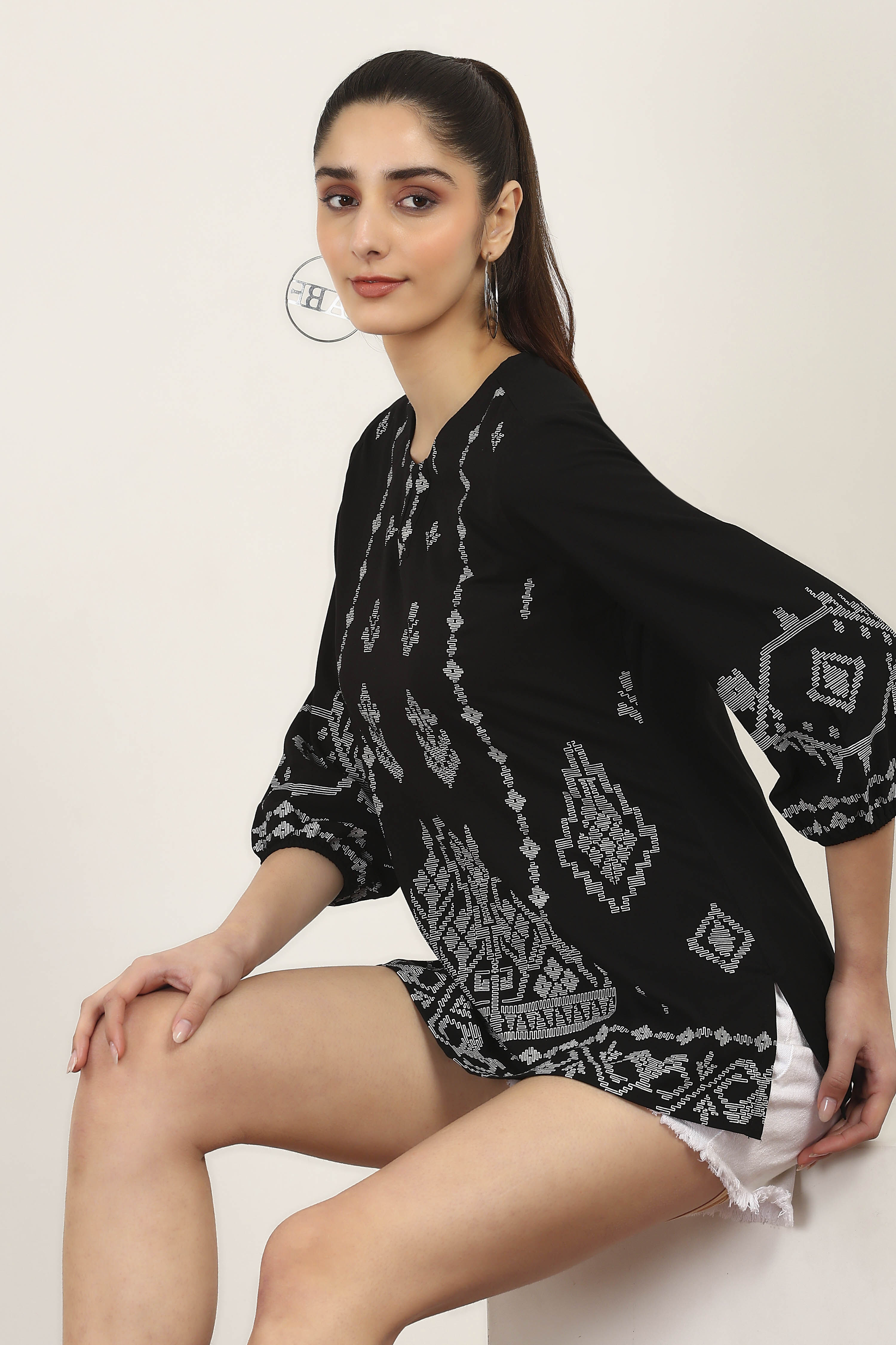 Black Rayon Straight Tops image number 0