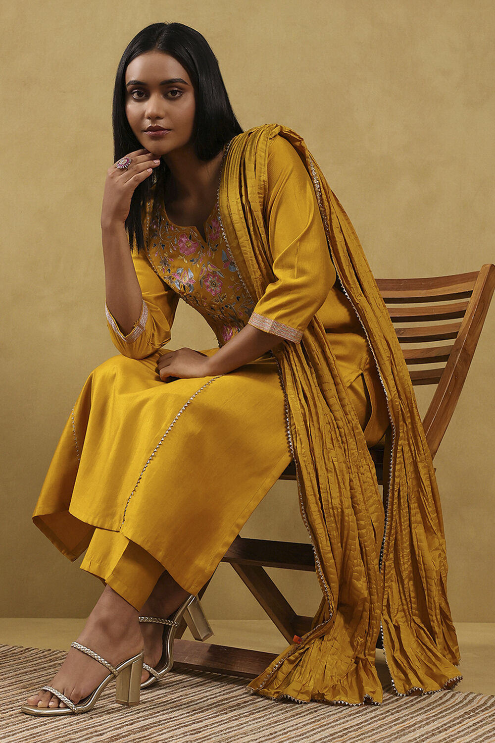 Mustard Polyester Solid Straight Suit Set image number 0