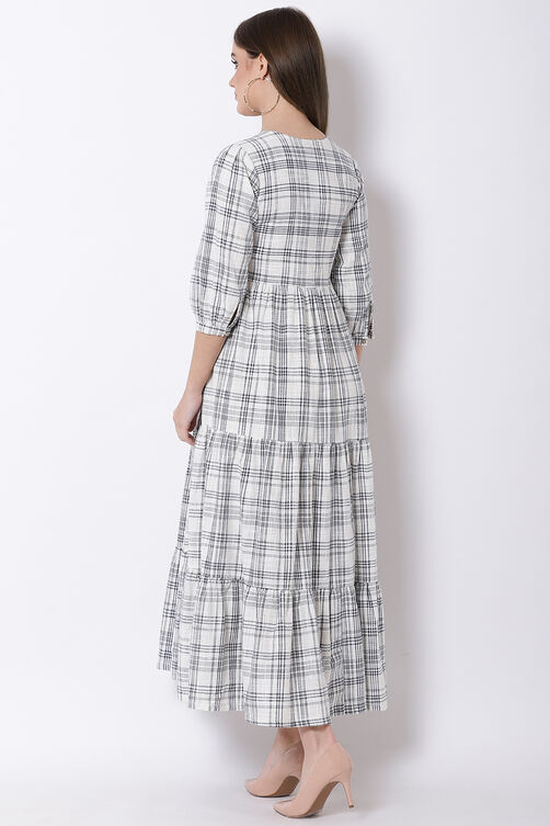 White Cotton Dress image number 4