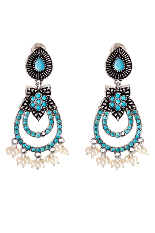 Light blue Metal Brass Earrings image number 2