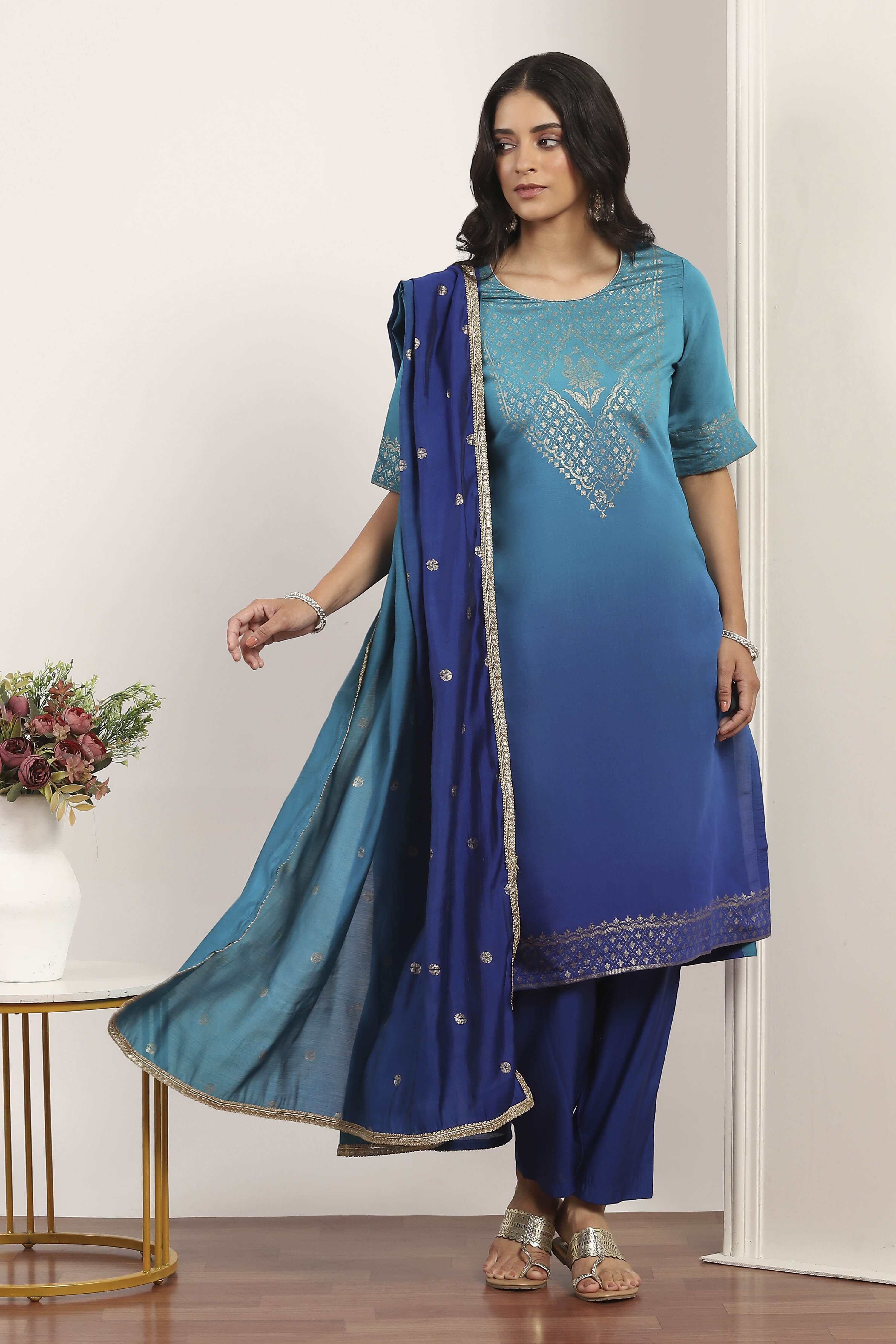 Blue Viscose Polyester Straight Suit Sets image number 6