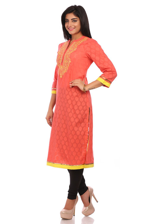 Pink Cotton Kalidar Kurta image number 3