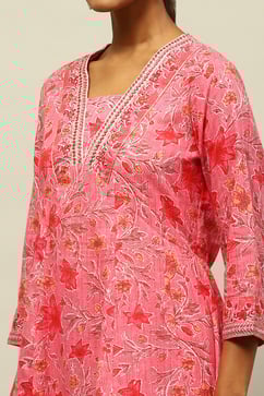Pink Cotton Lurex A-Line Printed Kurta Salwar Suit Set image number 1
