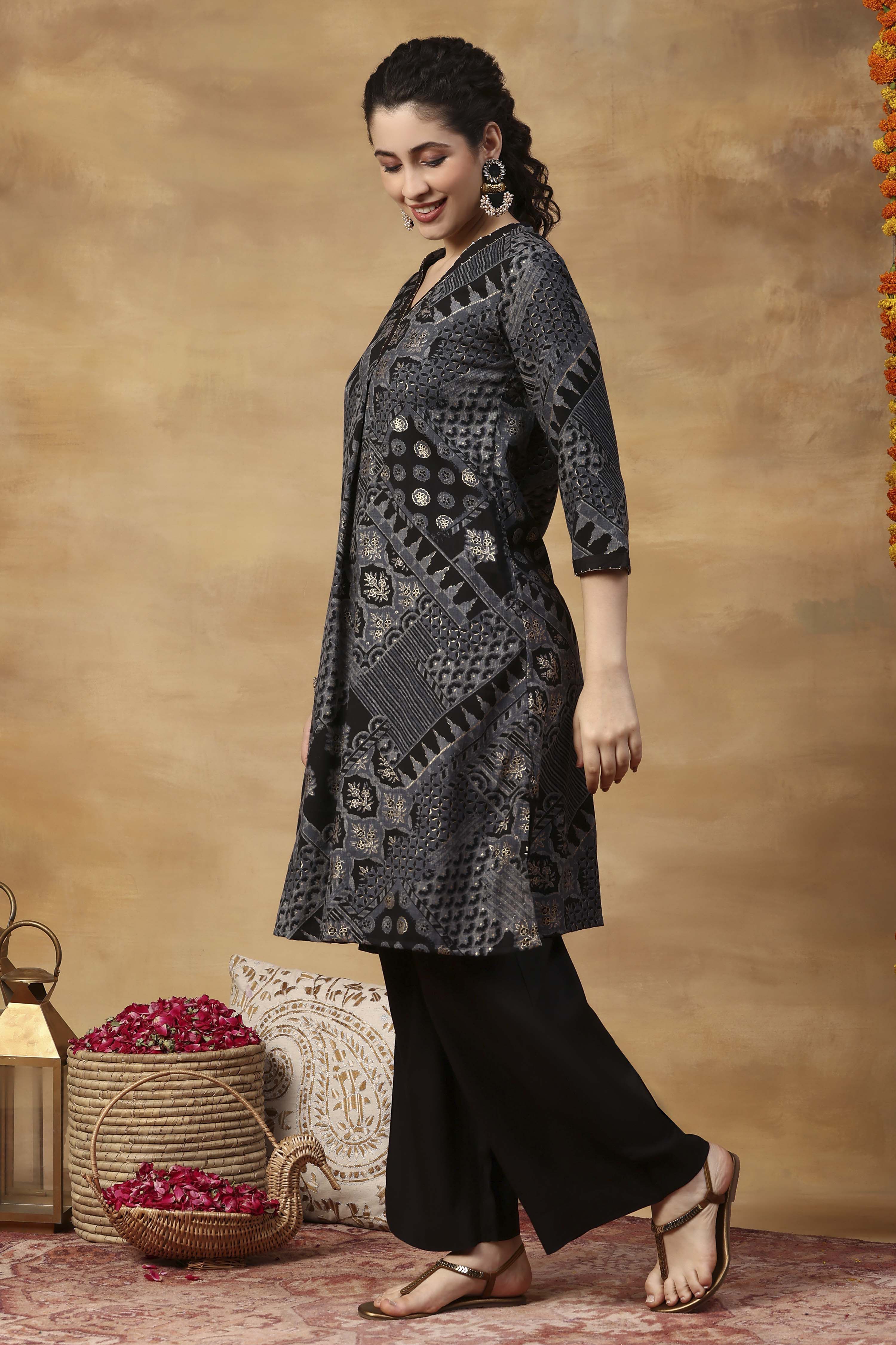 Black Viscose Blend Straight Printed Kurta Pants Set image number 3