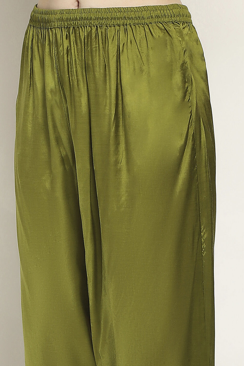 Green Gathered Kalidar Suit Set image number 2