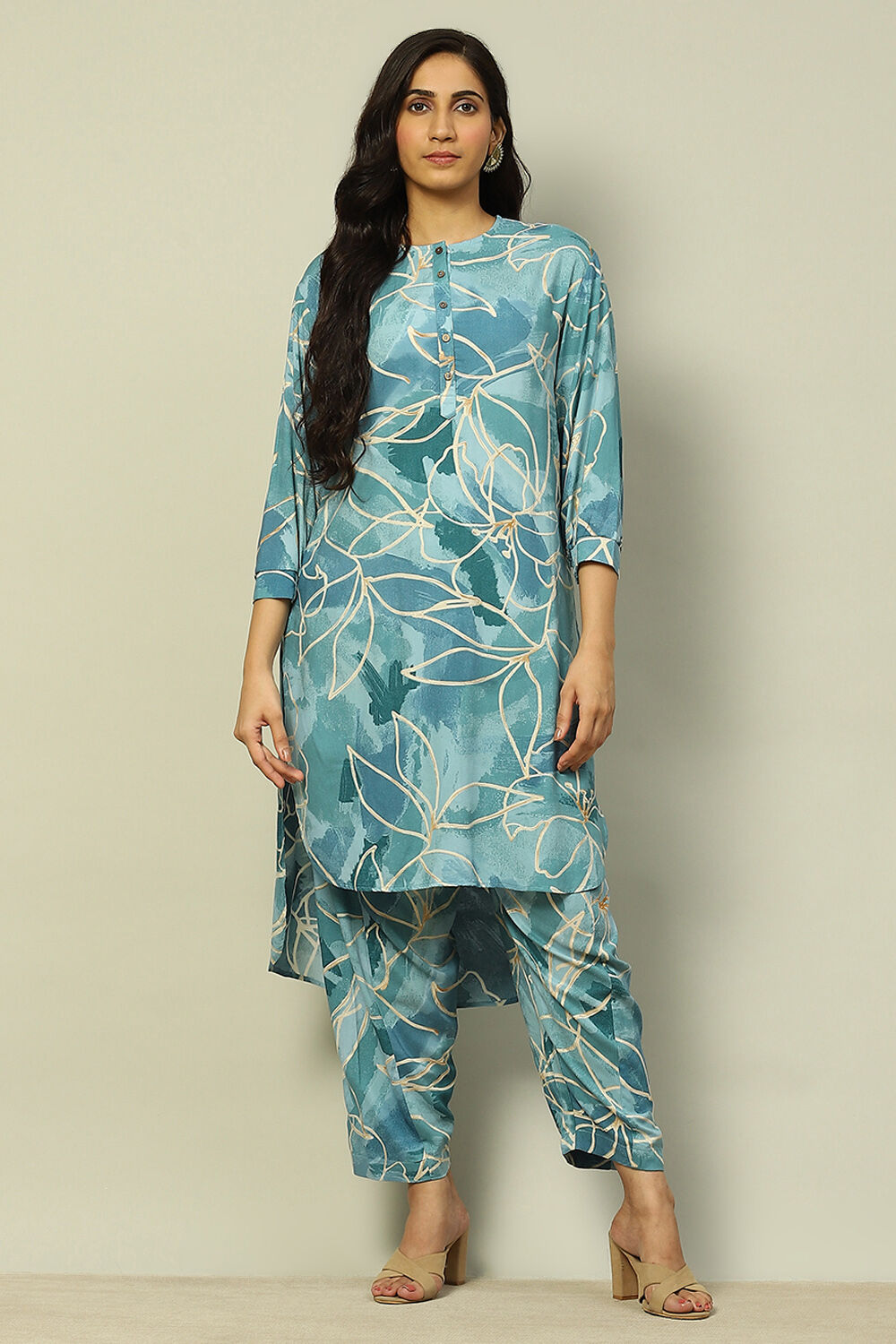 Aqua Blue Floral Printed Straight Co-ord Set image number 6