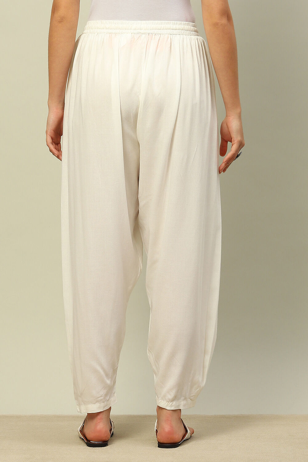 Off White Rayon Solid Regular Salwar image number 4