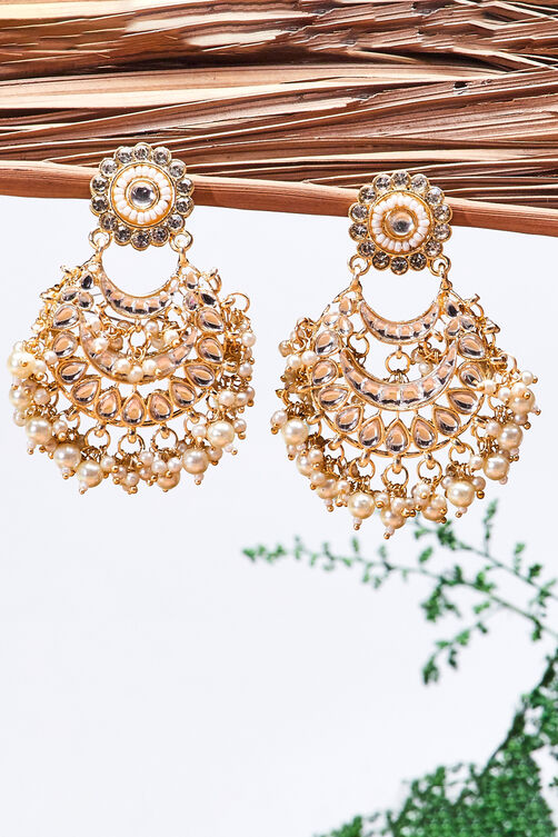 Gold Metal Brass Earrings image number 4