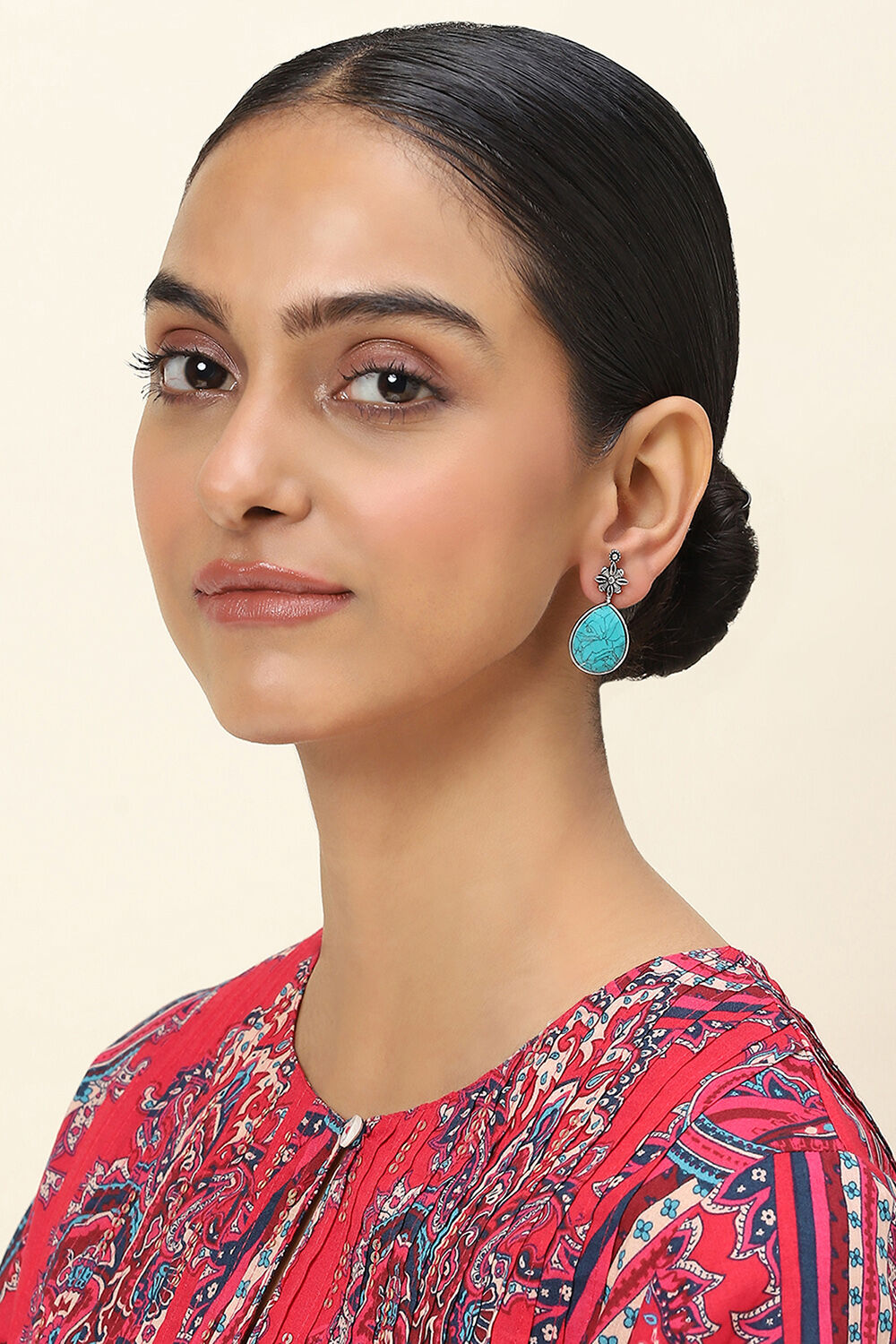 Turquoise Alloy Drop & Danglers image number 3