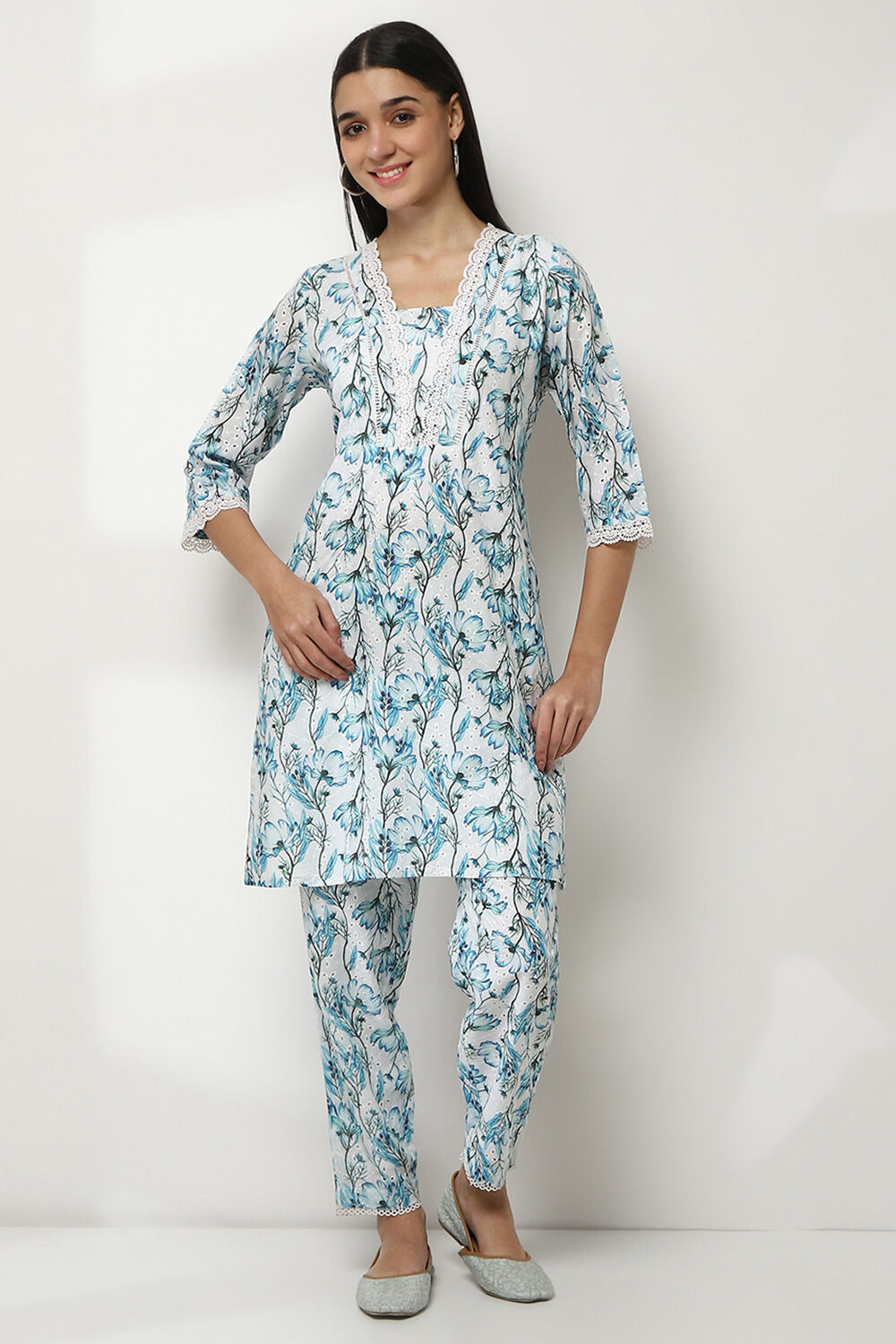 White and Blue Cotton Straight Co-ord Set image number 6