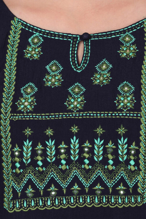 Dark Blue Straight Viscose Indie Top image number 5