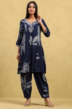 Indigo Blue Viscose Blend Printed Kalidar Kurta Pants Set image number 6
