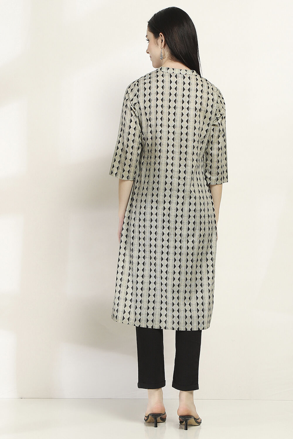 Black Cotton Straight Kurta image number 3