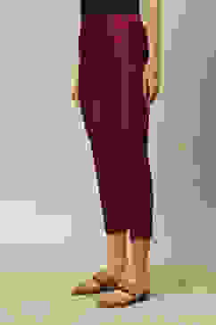 Maroon Polyester Slim Solid Pants image number 2