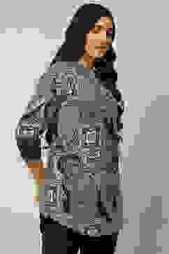 Black Poly Crepe Printed Straight Indie Top image number 4