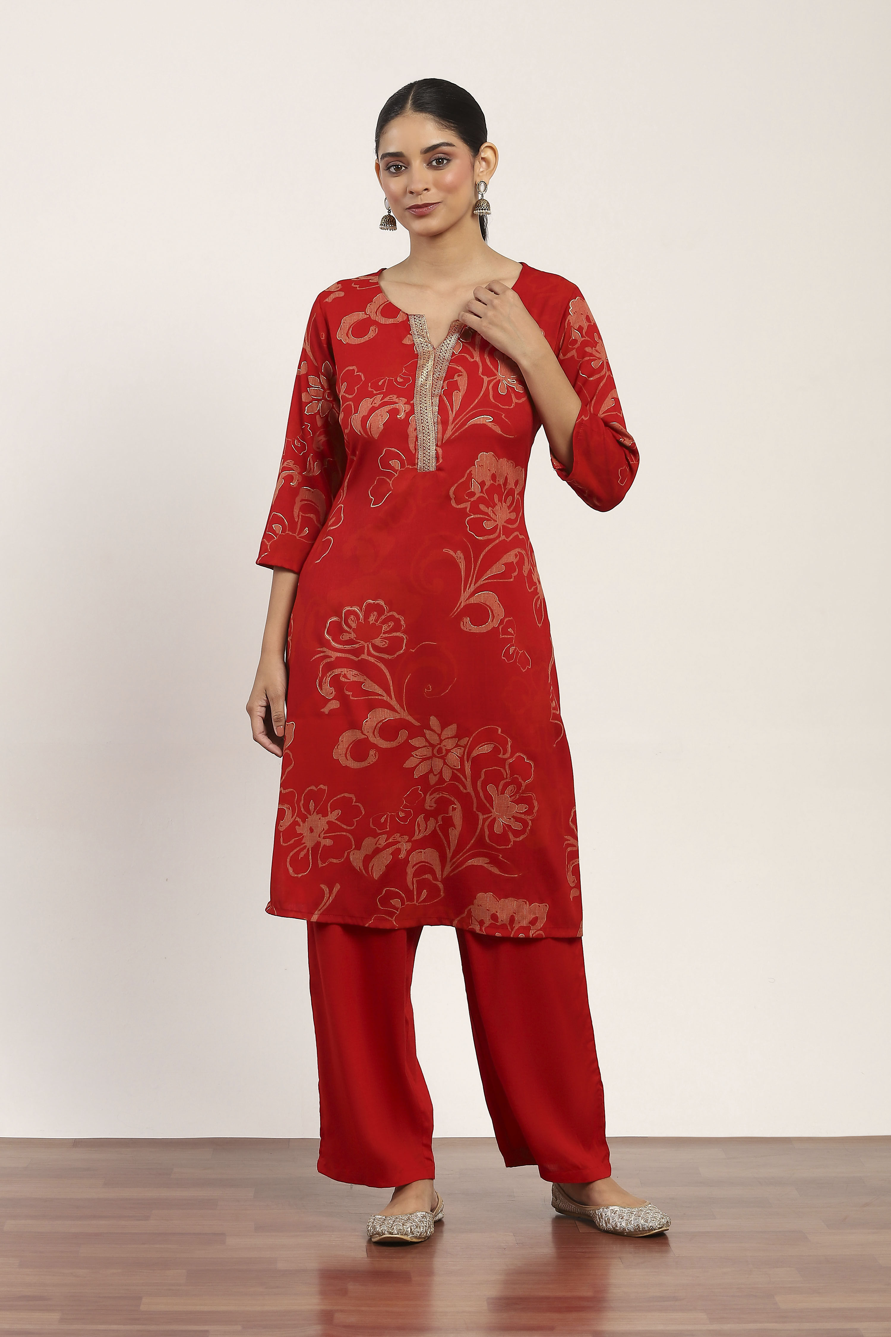 Red Viscose Polyester Viscose Rayon Kurta Pants Set image number 7
