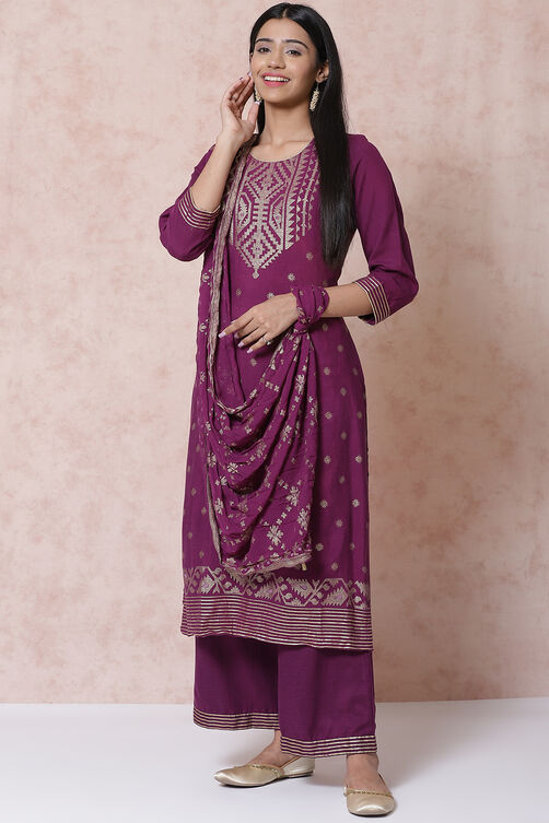 Purple LIVA Straight Kurta image number 4
