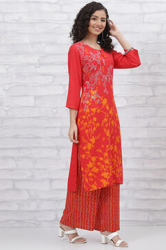 Red Viscose Straight  Kurta Pants Set image number 5