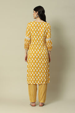 Mustard LIVA Straight Printed Kurta Palazzo Suit Set image number 4